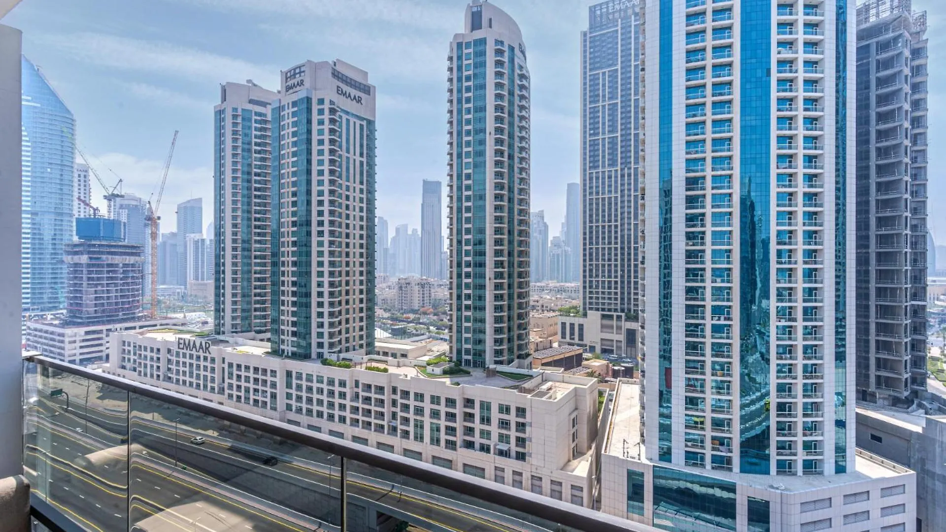 Apartment Near Dubai Mall I City Centre I Amazing Amenities United Arab Emirates