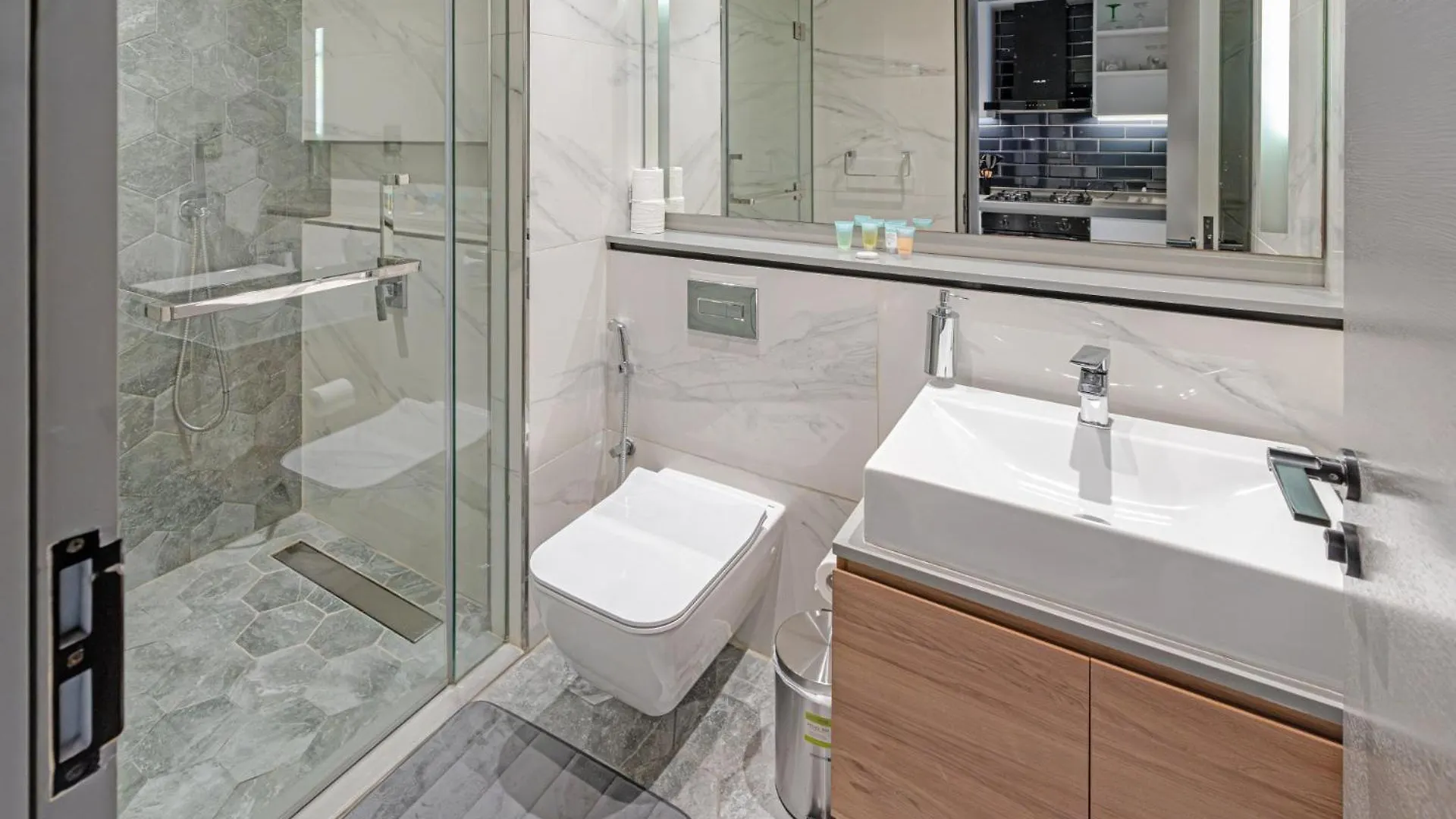 Near Dubai Mall I City Centre I Amazing Amenities 0*,