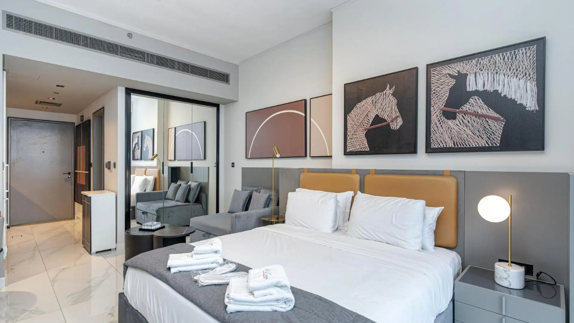 Apartment Near Dubai Mall I City Centre I Amazing Amenities